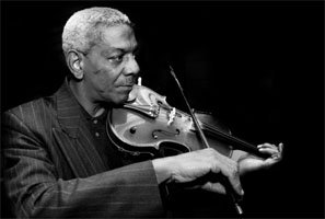 Billy Bang American jazz violinist 